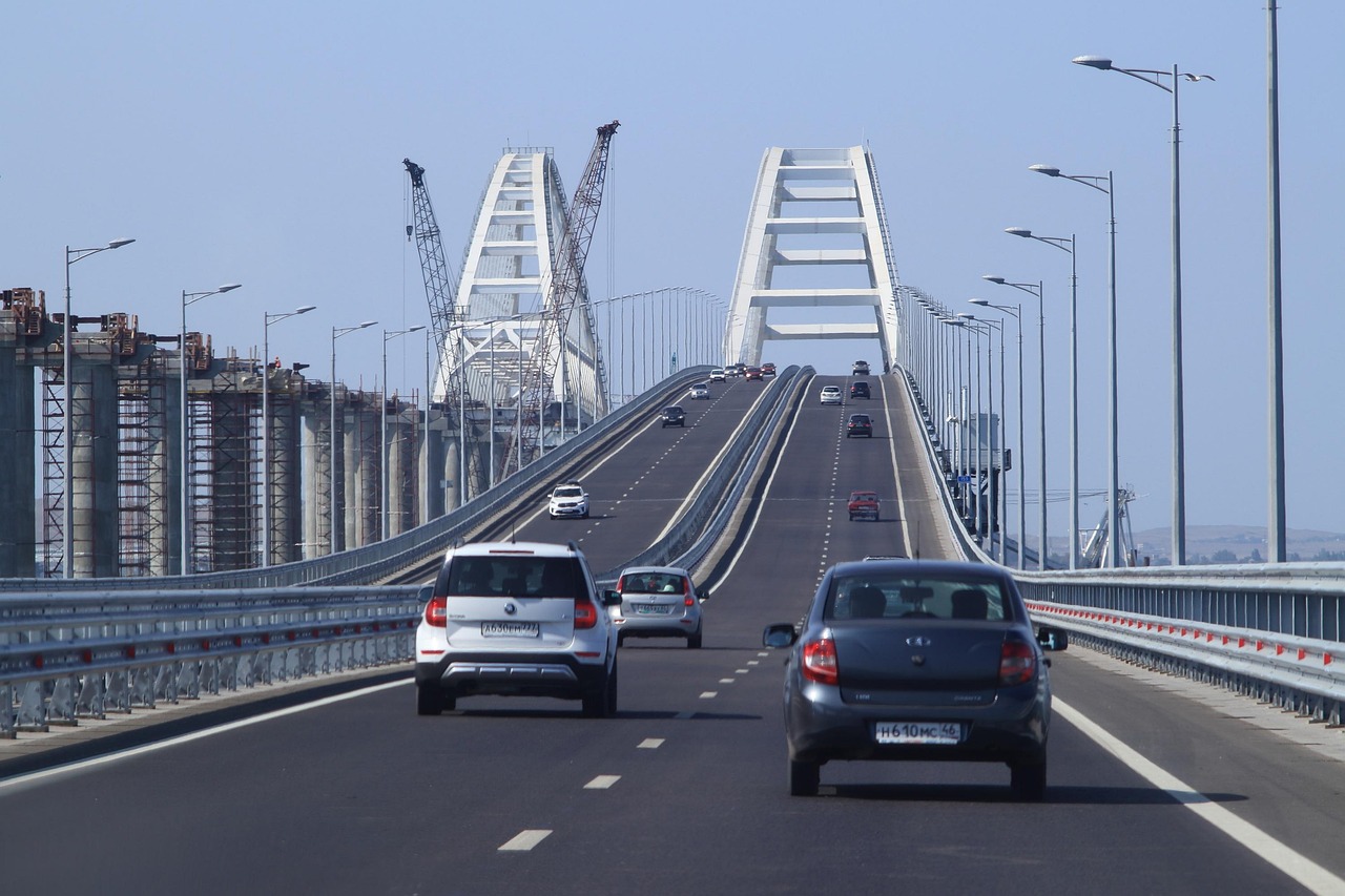 bridge, crimean, white, cars, track, crossing, crimea, road, crimea, crimea, crimea, crimea, crimea
